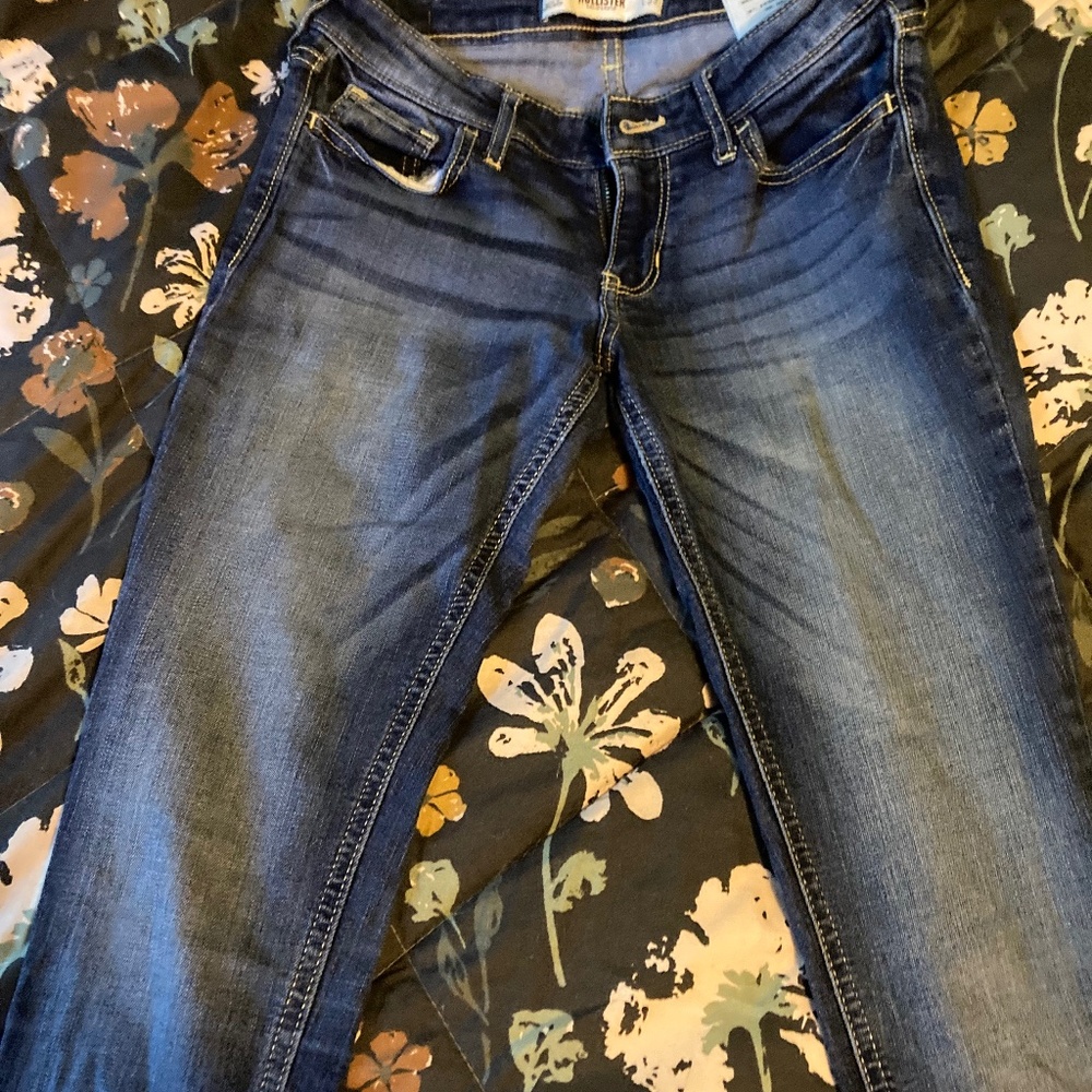 Womens Hollister jeans 3L